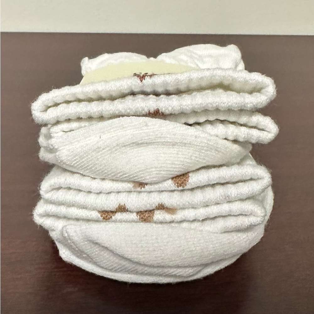 NWOT Stem White Women's Socks Set with small kitten and bear - Picture 4 of 6